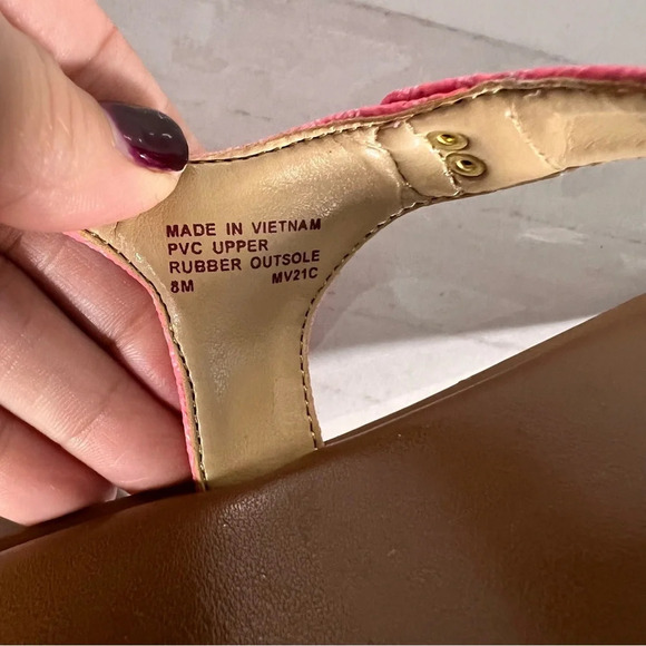 Michael Kors Plate Flat Thong Sandal Color Tea Rose Monogram Womens Size 8 - Picture 10 of 12